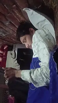 Snapshot of sageer097 chatting on 11/19/25, 03:01 sageer097 online show from 11/19/25, 03:01