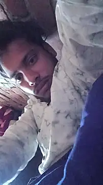 Snapshot of sageer097 chatting on 11/20/25, 05:18 sageer097 online show from 11/20/25, 05:18