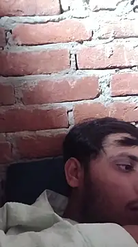 Snapshot of sageer097 chatting on 11/21/25, 08:35 sageer097 online show from 11/21/25, 08:35