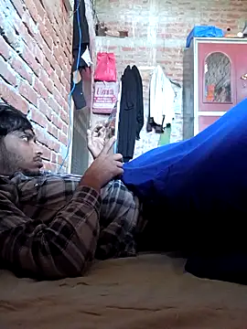 Snapshot of sageer097 chatting on 11/30/25, 04:27 sageer097 online show from 11/30/25, 04:27