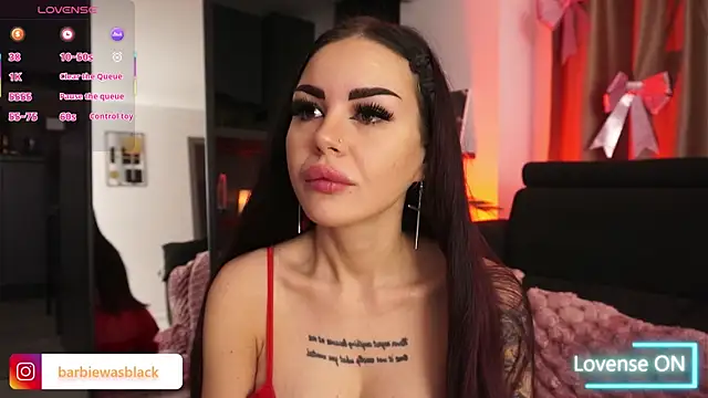 NaomyBlackBarbie online show from 11/21/25, 06:01