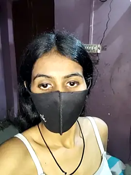 Snapshot of Thaper_Meera2 chatting on 02/25/26, 06:06 Thaper Meera2 online show from 02/25/26, 06:06