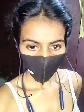 Snapshot of Thaper_Meera2 chatting on 02/27/26, 03:34 Thaper Meera2 online show from 02/27/26, 03:34