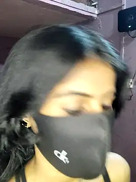 Snapshot of Thaper_Meera2 chatting on 03/10/26, 07:35 Thaper Meera2 online show from 03/10/26, 07:35