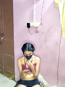 Snapshot of Thaper_Meera2 chatting on 03/15/26, 04:35 Thaper Meera2 online show from 03/15/26, 04:35