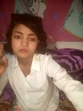 Freakingromance online show from 02/15/26, 07:51