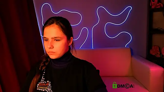 Snapshot of kelly_may1 chatting on 11/10/25, 12:26 kelly may1 online show from 11/10/25, 12:26