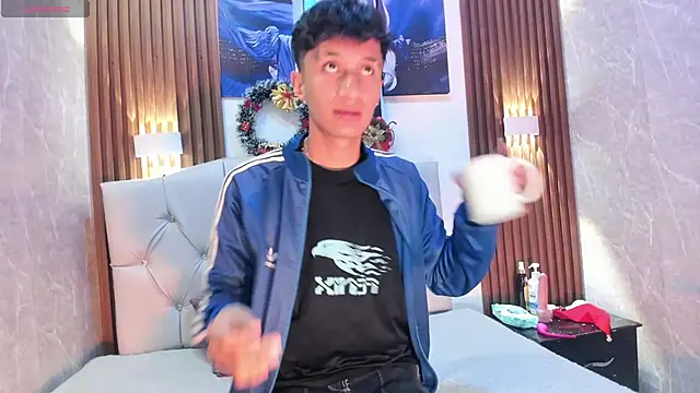 Elian Julian online show from 12/03/25, 11:14