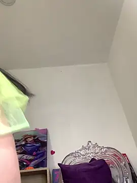 violettabond online show from 03/17/26, 12:08