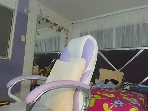 Snapshot of Santy_bigcock_01 chatting on 11/28/25, 12:52 Santy bigcock 01 online show from 11/28/25, 12:52