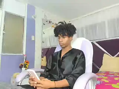 Snapshot of Santy_bigcock_01 chatting on 01/07/26, 02:30 Santy bigcock 01 online show from 01/07/26, 02:30