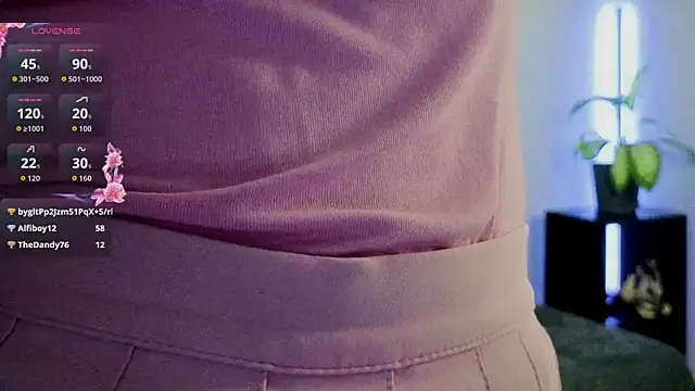 violetwluv online show from 11/15/25, 10:45