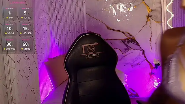 PEACHY TAY online show from 02/12/26, 12:00