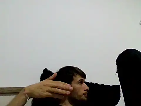 Snapshot of nikolasnik50 chatting on 11/07/25, 07:14 nikolasnik50 online show from 11/07/25, 07:14