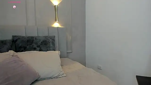 Snapshot of annie__20 chatting on 01/07/26, 12:07 annie 20 online show from 01/07/26, 12:07