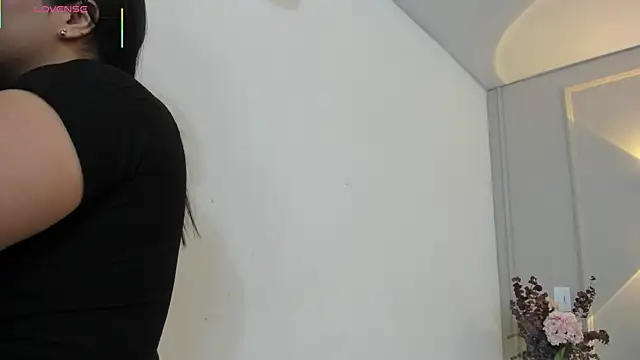 Snapshot of annie__20 chatting on 01/11/26, 12:10 annie 20 online show from 01/11/26, 12:10