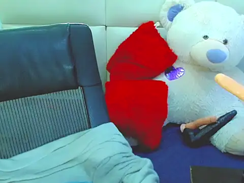 Snapshot of NharaBigCock chatting on 01/14/26, 07:19 NharaBigCock online show from 01/14/26, 07:19