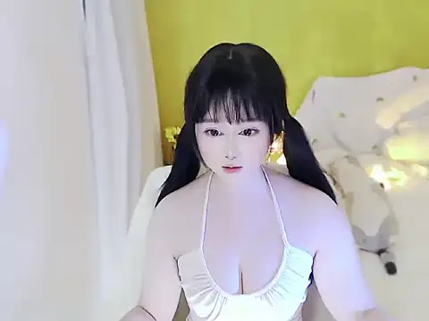 Nina37 online show from 11/09/25, 08:29