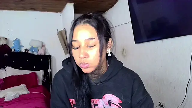lyam ebony  online show from 04/08/26, 04:12