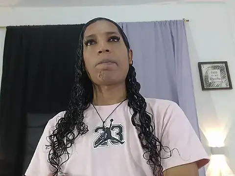 MiaCoock online show from 11/10/25, 01:10