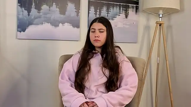 Snapshot of TeriRazey chatting on 11/05/25, 03:50 TeriRazey online show from 11/05/25, 03:50