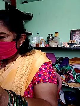 Snapshot of savithasree chatting on 11/06/25, 02:01 savithasree online show from 11/06/25, 02:01