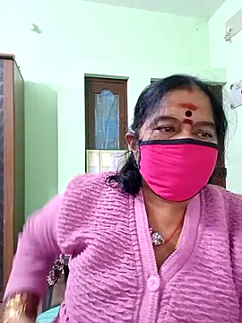 Snapshot of savithasree chatting on 11/24/25, 05:01 savithasree online show from 11/24/25, 05:01