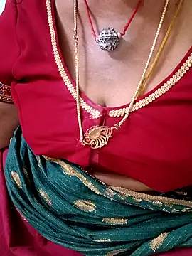 Snapshot of savithasree chatting on 12/15/25, 04:39 savithasree online show from 12/15/25, 04:39