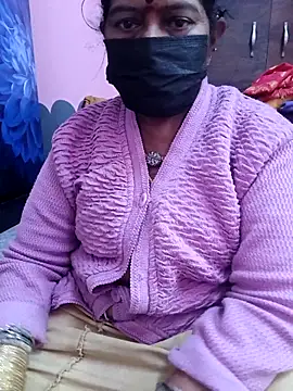 Snapshot of savithasree chatting on 05/12/26, 07:05 savithasree online show from 05/12/26, 07:05
