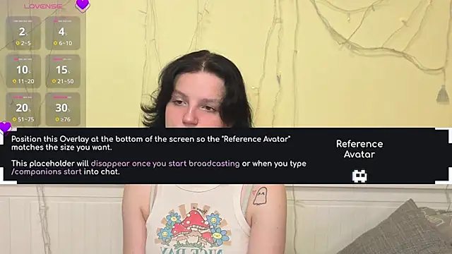 Snapshot of LatinaHuguenin chatting on 12/16/25, 07:02 LatinaHuguenin online show from 12/16/25, 07:02