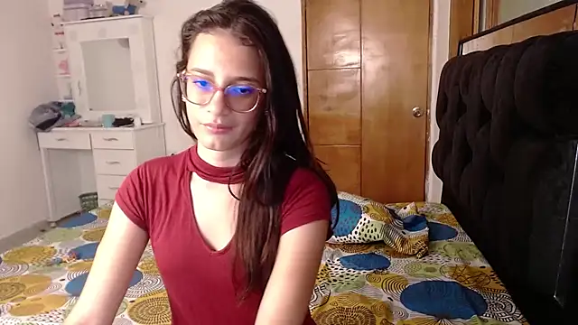 lobabella online show from 11/18/25, 02:39