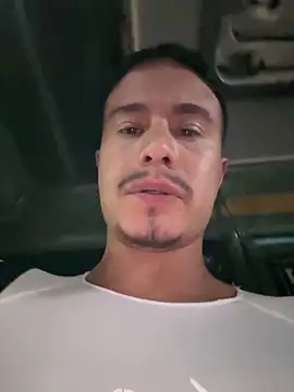 Snapshot of RaySullivan chatting on 11/25/25, 11:49 RaySullivan online show from 11/25/25, 11:49