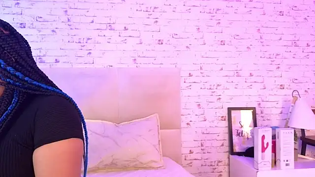 April Kay online show from 12/19/25, 03:46