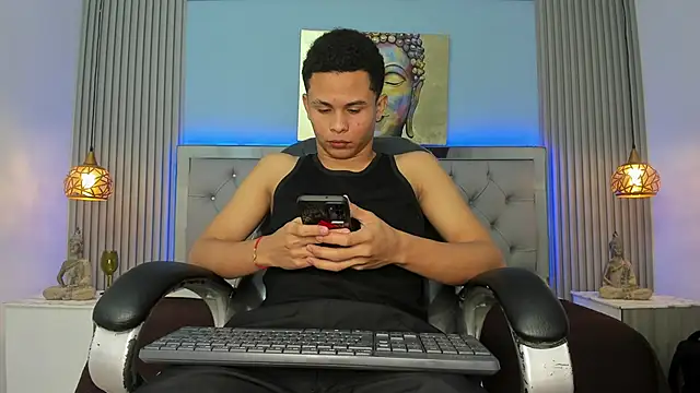 Snapshot of Liams18 chatting on 05/26/26, 03:46 Liams18 online show from 05/26/26, 03:46