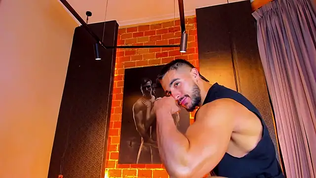 Snapshot of Scottfishcer1 chatting on 12/05/25, 07:10 Scottfishcer1 online show from 12/05/25, 07:10