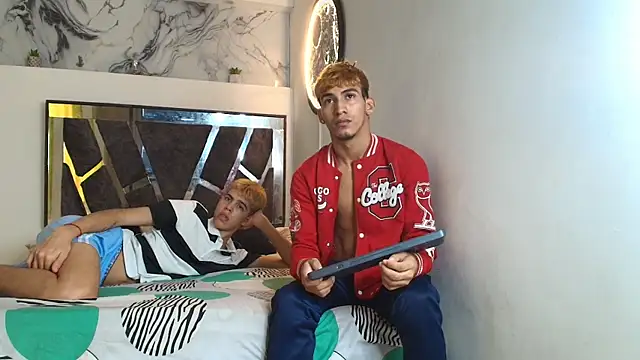 Snapshot of IMPERIO_ROMANO chatting on 12/03/25, 07:12 IMPERIO ROMANO online show from 12/03/25, 07:12