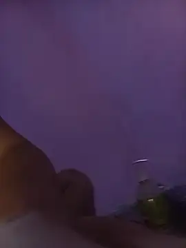 Leona-Pig online show from 12/16/25, 10:48