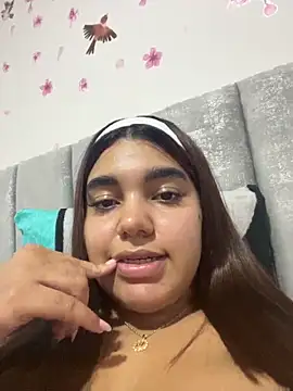 Anny arango1 online show from 05/11/26, 03:45