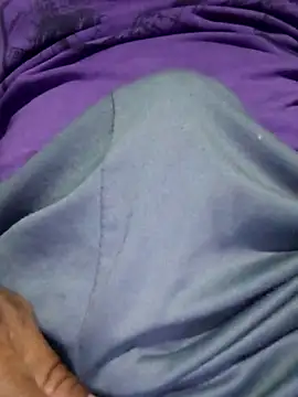 Snapshot of Alvaroz1992 chatting on 11/23/25, 08:41 Alvaroz1992 online show from 11/23/25, 08:41