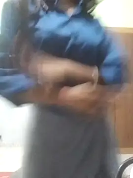 Snapshot of Isha_kumari_69 chatting on 11/22/25, 04:17 Isha kumari 69 online show from 11/22/25, 04:17