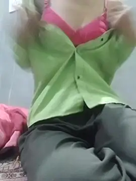 Snapshot of Isha_kumari_69 chatting on 12/03/25, 03:03 Isha kumari 69 online show from 12/03/25, 03:03