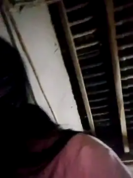 Snapshot of Ana_hoa chatting on 04/12/26, 12:54 Ana hoa online show from 04/12/26, 12:54