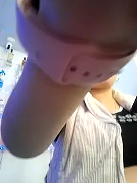 Snapshot of PamelaRhoades chatting on 11/08/25, 08:07 PamelaRhoades online show from 11/08/25, 08:07