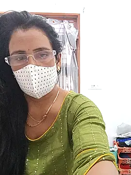 sanjana077 online show from 04/14/26, 02:39