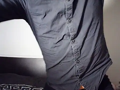 Snapshot of SoftEdgeBoy chatting on 03/27/26, 06:18 SoftEdgeBoy online show from 03/27/26, 06:18