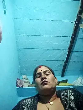 Snapshot of Chinki_pande chatting on 11/18/25, 03:49 Chinki pande online show from 11/18/25, 03:49