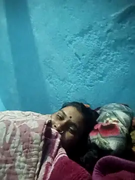 Snapshot of Chinki_pande chatting on 12/21/25, 04:25 Chinki pande online show from 12/21/25, 04:25