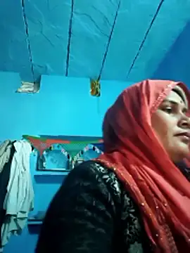 Snapshot of Chinki_pande chatting on 01/08/26, 06:26 Chinki pande online show from 01/08/26, 06:26