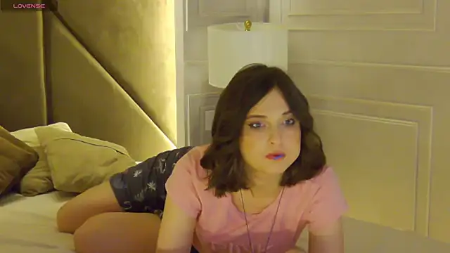 Snapshot of Ruby_de_Cherry chatting on 11/11/25, 06:35 Ruby de Cherry online show from 11/11/25, 06:35