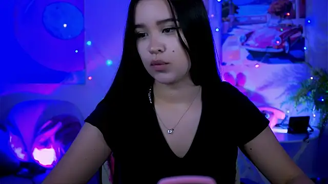 AnnaGarcias  online show from 11/14/25, 12:37